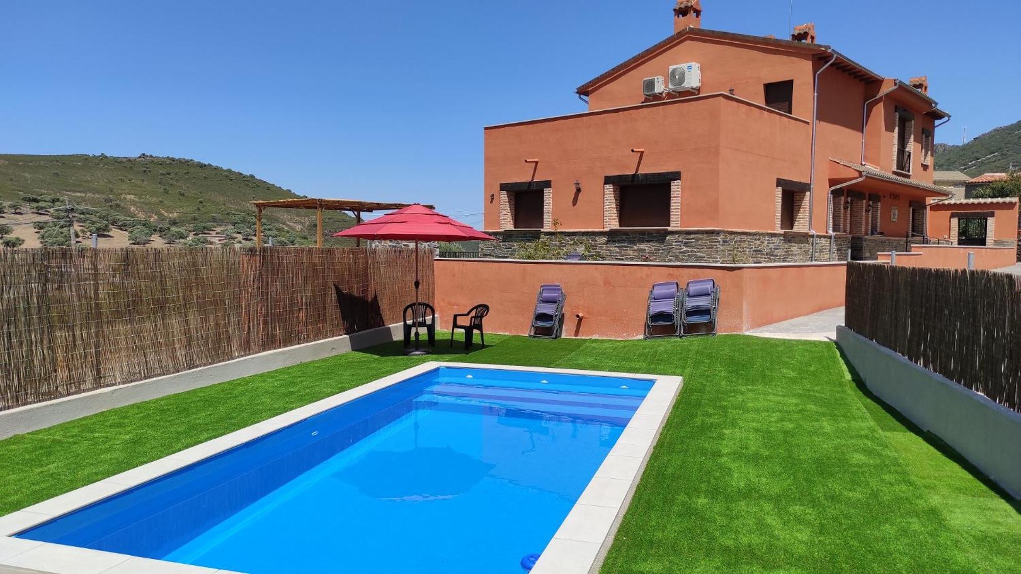 Casa Rural La Colmena Del Geoparque Navatrasierra Exterior photo